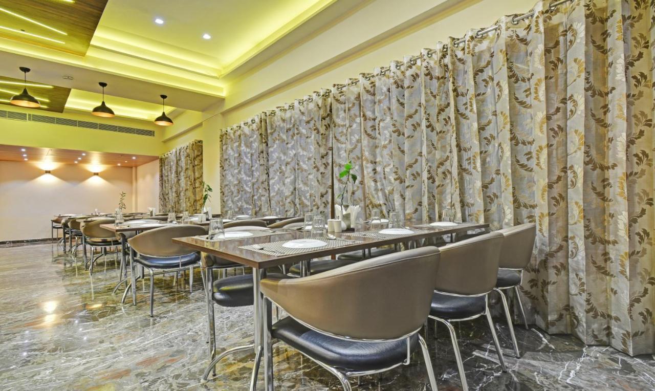 Hotel Mandovin, Udaipur Ngoại thất bức ảnh
