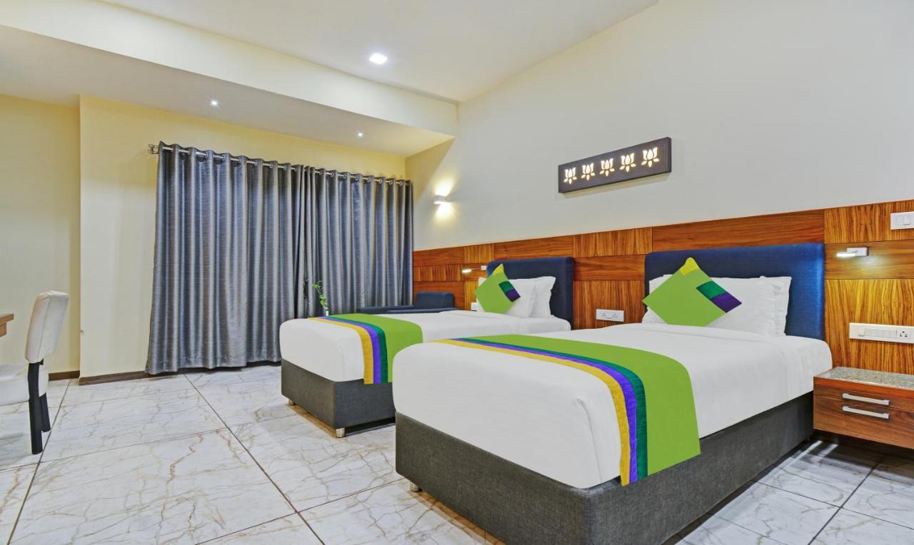 Hotel Mandovin, Udaipur Ngoại thất bức ảnh
