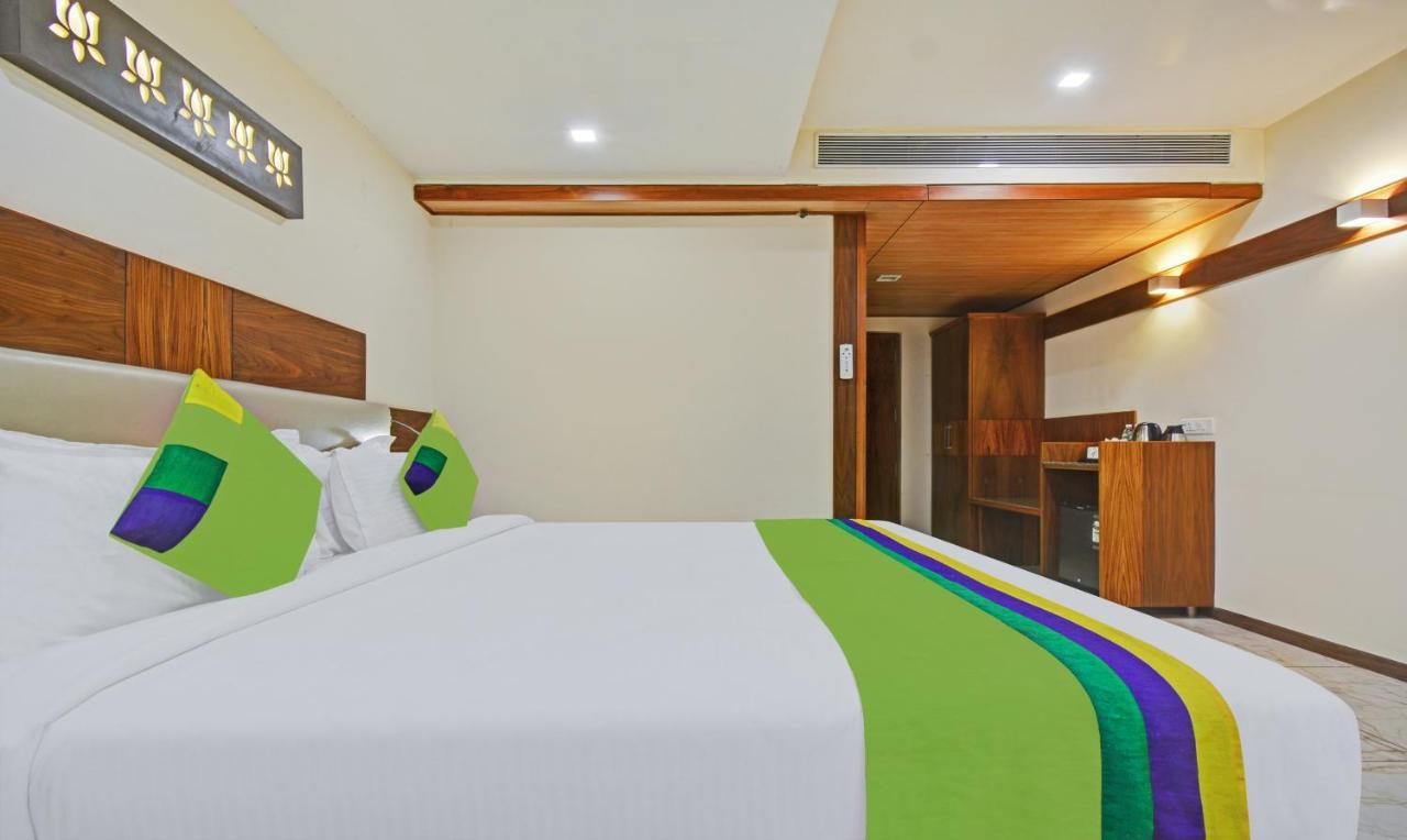 Hotel Mandovin, Udaipur Ngoại thất bức ảnh