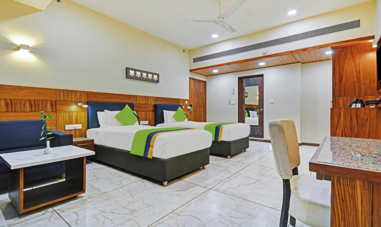 Hotel Mandovin, Udaipur Ngoại thất bức ảnh